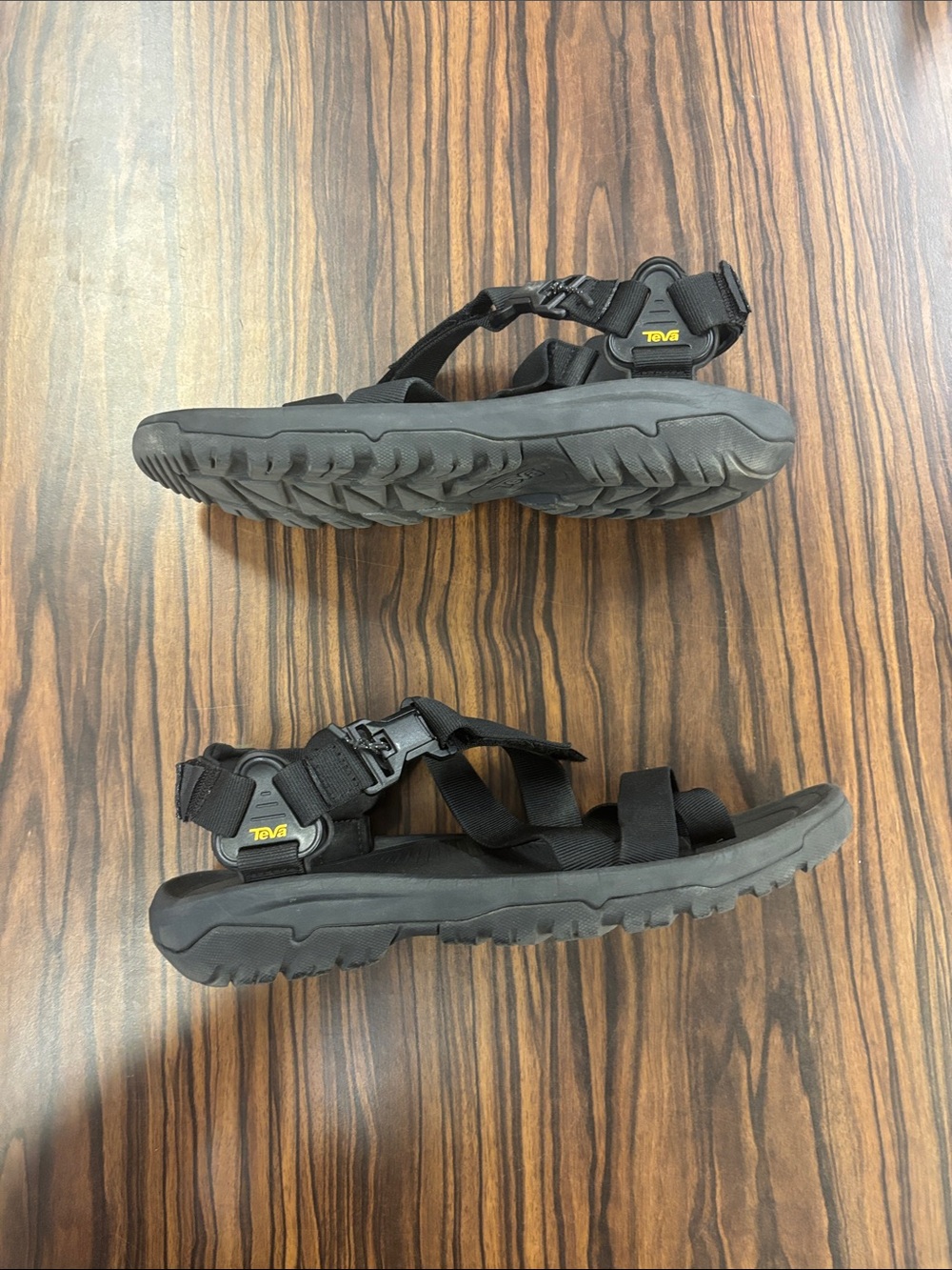Teva - Mens Hurricane Terra Dactyl Sandals, size 11 US mens, color black. - Picture 3 of 5